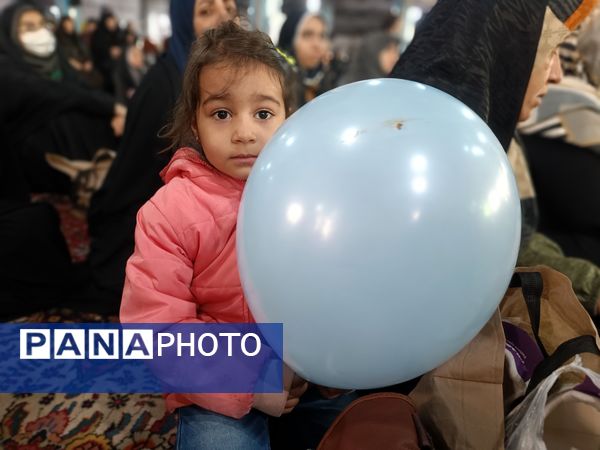 اجتماع بانوان مقاومت و تجلیل از همسران جانبازان در مصلی نماز جمعه شهرستان قدس