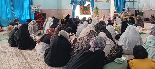 تلاوت دعای ام داوود توسط معتکفین روستای نقاب خلیل آباد