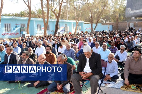 اقامه باشکوه نماز عید فطر در فهرج