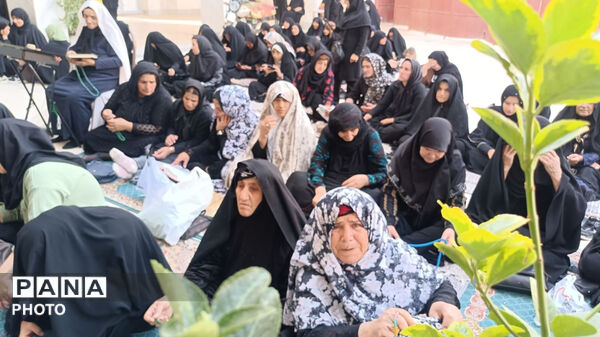 مراسم دعای عرفه در مسجد صاحب الزمان شهرستان کوهدشت