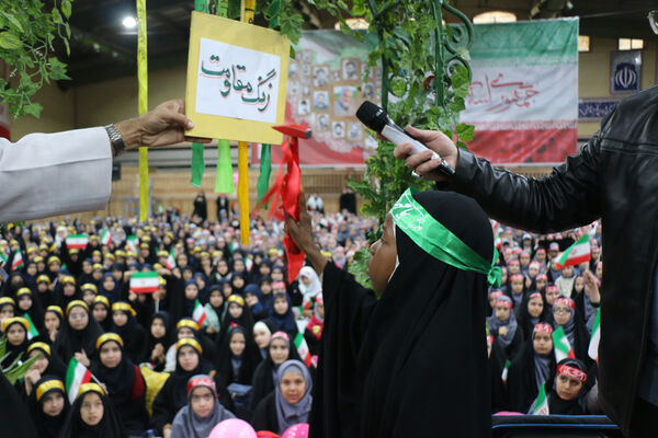 همایش دختران حاج قاسم 