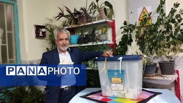 حضور مردم شهرستان خلیل آباد در چهاردهمین دوره انتخابات ریاست جمهوری