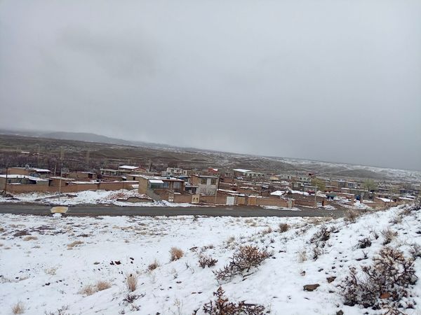 بارش برف بهاری در کوهسرخ