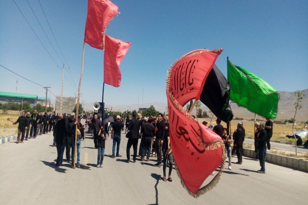 برگزاری مراسم گرامیداشت تاسوعای حسینی در شهر تیتکانلو 