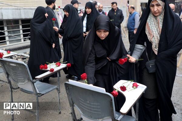 مدرسه بی‌پناه، دانش‌آموز بی‌گناه