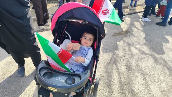 جشن ملی ۲۲ بهمن با حضور خانواده‌ها و نسل جوان  در یاسوج