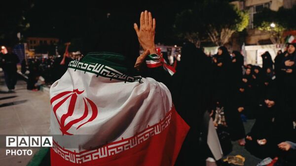 اتحاد اراکی‌ها در میدان شهدا