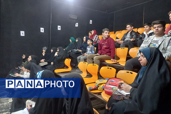 برگزاری کلاس‌های خبرنگاری ویژه هفته بسیج با حضور مسئولان و اصحاب رسانه در شهرستان پیشوا