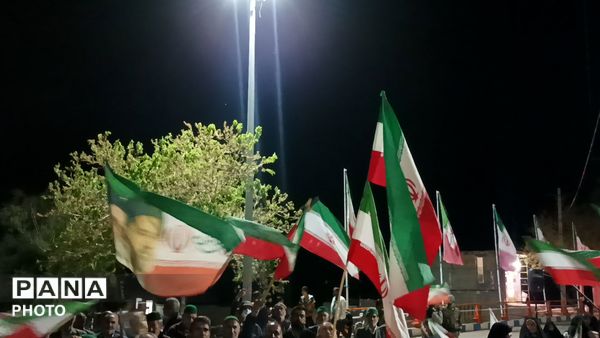 هستیم پای عهدی که بستیم