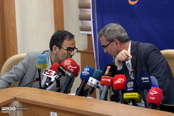 نشست خبری معاون آموزشی وزیر علوم، تحقیقات و فناوری