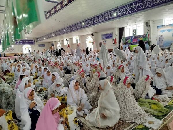 جشن تکلیف دانش‌آموزان دختر پایه سوم شیروان