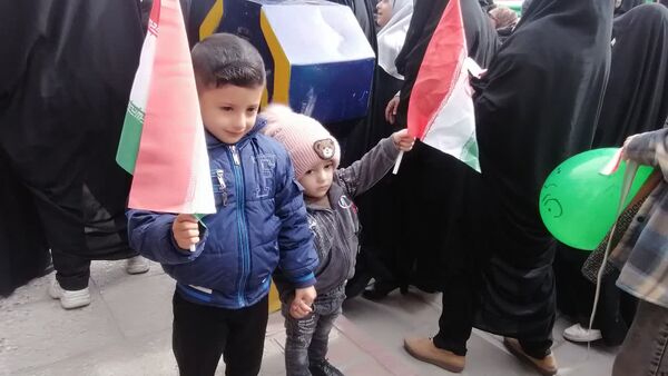 اقتدار کودکان نی‌ریزی در حماسه 22 بهمن
