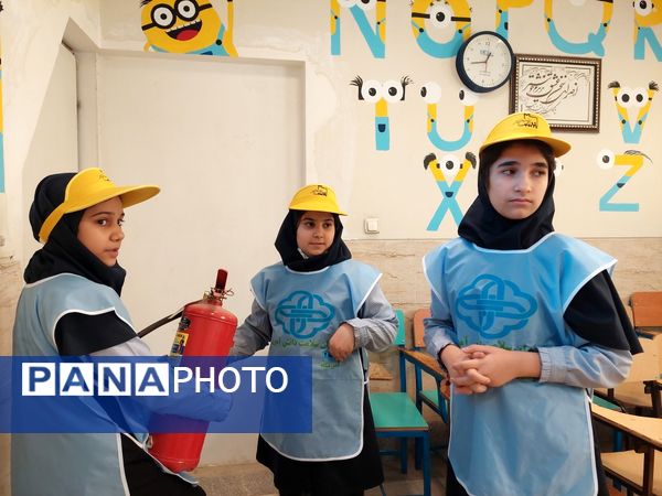 مسابقات علمی‌و‌مهارتی سفیران‌سلامت در ناحیه۲‌مشهد