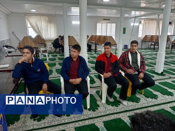 جلسه انجمن اسلامی مدرسه نمونه آیت الله خامنه ای