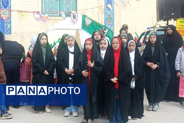 حضور گسترده مردم نیر در راهپیمایی ۲۲ بهمن