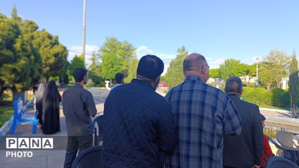 گردهمایی اهالی فرهنگ و هنر در فرهنگسرای سیمرغ نیشابور 