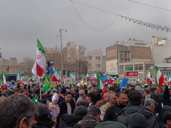 ۲۲ بهمن؛ خیابان‌ها صحنه تجدید بیعت ملت با آرمان‌های انقلاب