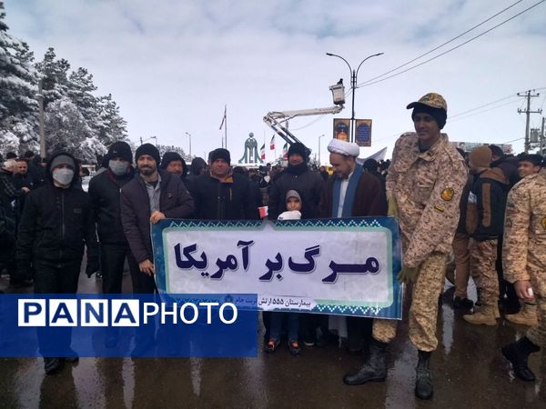 سرمای زمستان با حضور پرشور مردم تربت جام گرم شد
