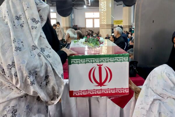 حضور شهید گمنام، حال‌وهوای نماز جمعه را متحول کرد