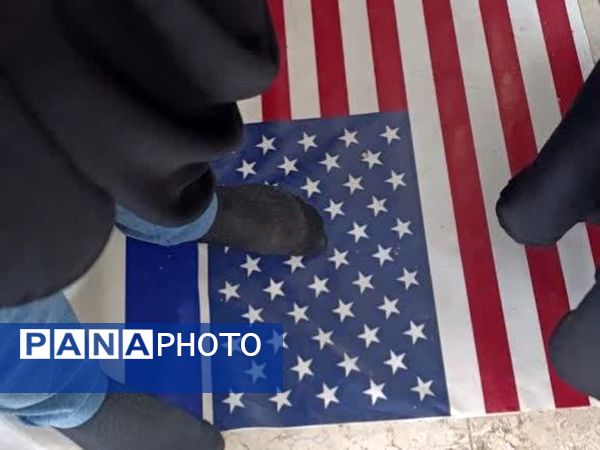 ویژه برنامه رهروان زینبی در آستان مقدس حضرت سیدان‌الکریمان 