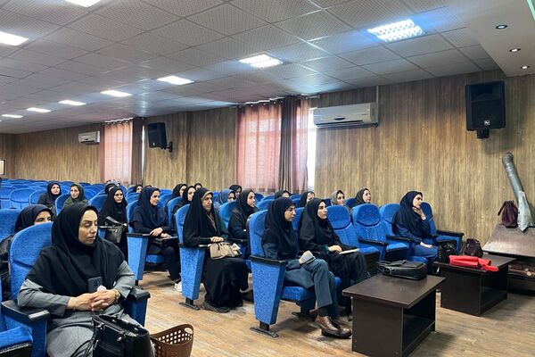 برگزاری دوره ضمن خدمت «گرمایش زمین» ویژه مراقبین و رابطین سلامت مدارس