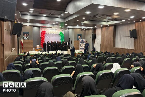 تقدیر از برگزیدگان مسابقات قرآن، عترت، نماز و فرهنگی‌هنری ملارد 