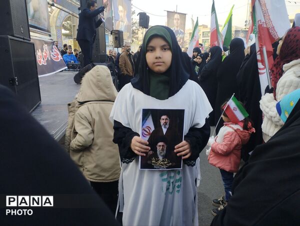 بیعت با سومین رهبر انقلاب اسلامی حضرت آیت الله  سید مجتبی حسینی خامنه ای (حفظه الله ) 