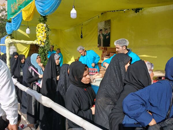 موکب بزرگ شرکت نان قدس رضوی در روز شریف ولادت امام رضا (ع)