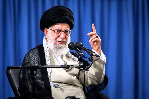 برگزاری مراسم بدرقه و تشییع پیکر رهبر شهید در قم، مشهد و تهران