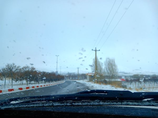 بارش برف آخرین ماه زمستان در آذربایجان شرقی