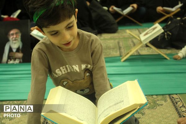  ۵۰۰ حافظ با شهدای بیت رهبری تجدید پیمان کردند
