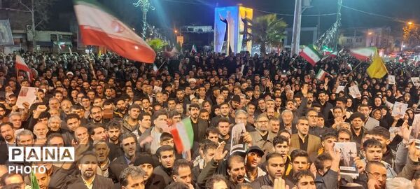 تداوم تجمعات شبانه مردمی در خونخواهی شهید امت و آئین شبی با پیکر شهدا