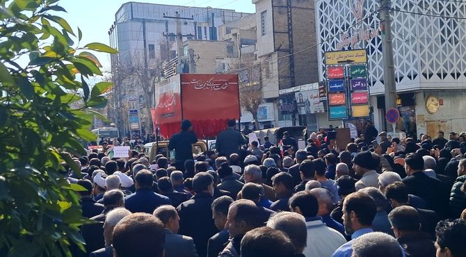 تشییع شهید مصطفی بیرانوند با حضور پرشور مردم لرستان 