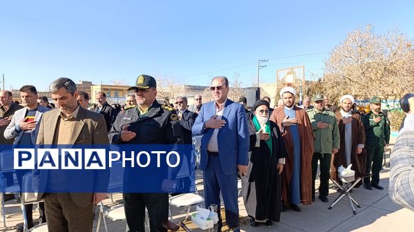 آیین نواختن زنگ انقلاب اسلامی به مناسبت چهل و ششمین سالگرد پیروزی انقلاب در نیشابور