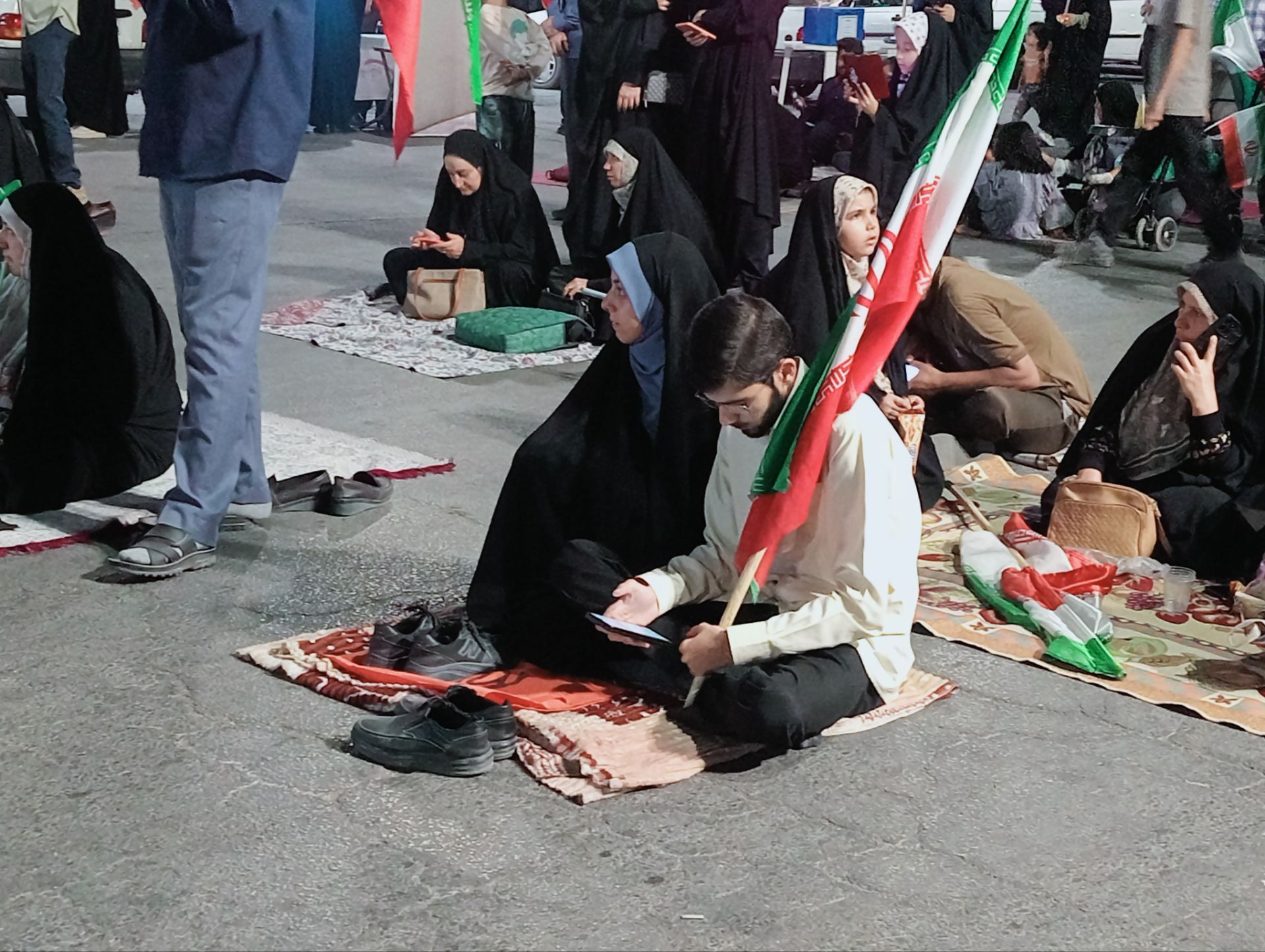 خون خواهی رهبر شهید ادامه دارد