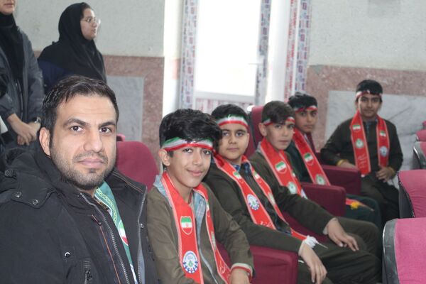 یاوران انقلاب در فاروج