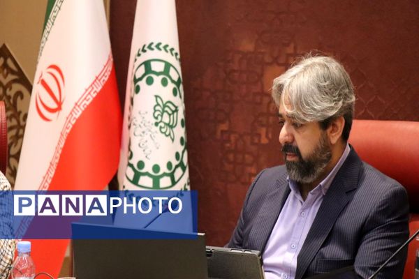 نشست صمیمی فعالین رسانه ای دانش‌آموزان با مدیرعامل خبرگزاری پانا