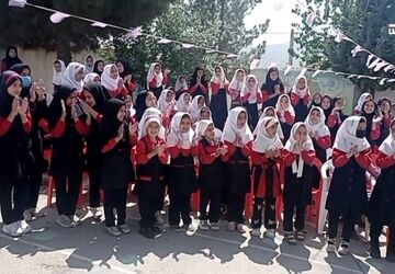جشن گرامیداشت مقام معلم در دبستان توحید کلاته رودبار