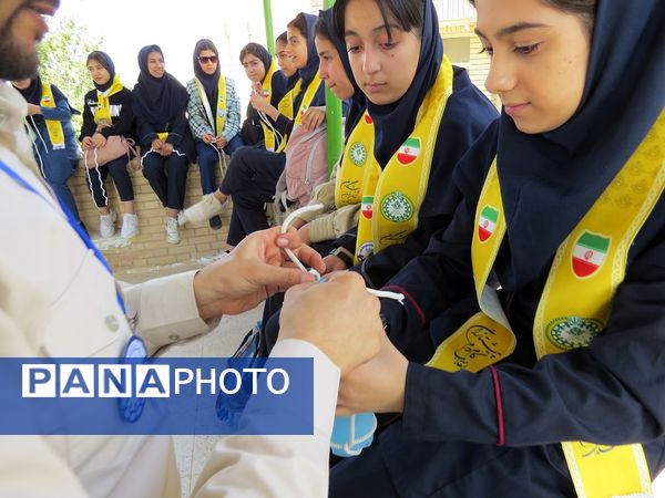 اردوی تمشک دختران بجنورد در اردوگاه شهید چمران 