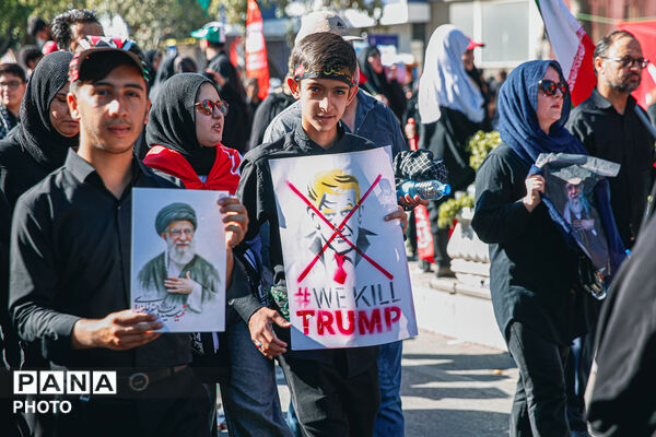 تشییع پیکر رهبر شهید انقلاب در مشهد مقدس-۲