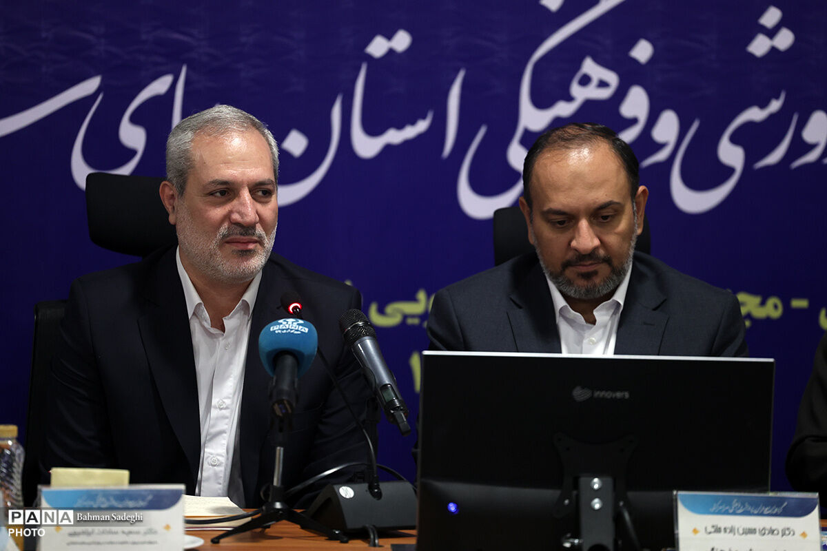 معیشت معلم در دستور کار دولت و آموزش و پرورش است/ بازگشایی مدارس باید رویدادی «امیدآفرین» و «خلاقانه» باشد/ تکیه بر هویت اسلامی-ایرانی و سلامت روان دانش‌آموزان در اولویت است