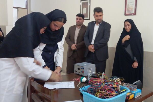 برگزاری مرحله استانی مسابقات علوم آزمایشگاهی ویژه دانش‌آموزان شهرستان‌های تهران