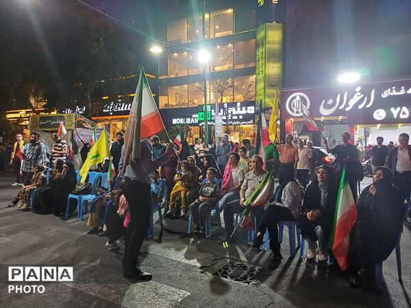 درخشش نخبگان نماز در میدان مادر؛ تجلیل از برگزیدگان مسابقات نماز