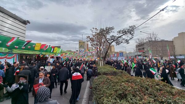 تجلی حضور باشکوه مردم در راهپیمایی ۲۲ بهمن 