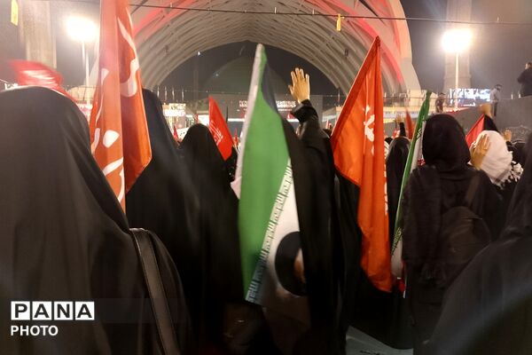 مصلی تهران؛ آخرین قرار عاشقان در بدرقه‌ای به وسعت اشک
