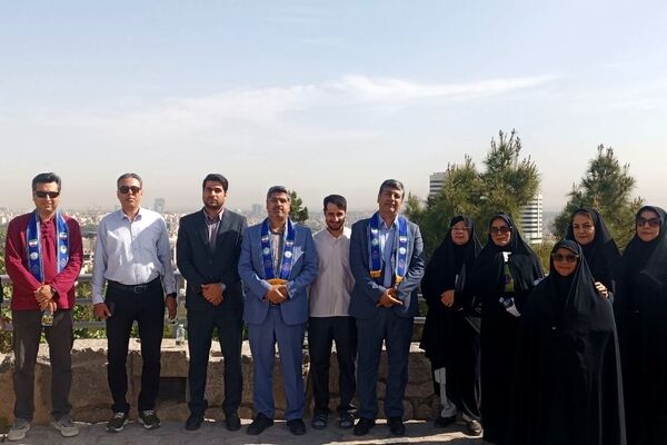غبارروبی و تجدید میثاق با روح پاک شهدای گمنام در مشهد