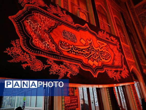 برگزاری مراسم عزاداری شب عاشورا در تکیه ابوالفضلی نیشابور 