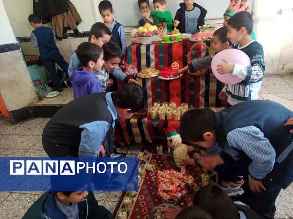 آیین استقبال از شب یلدا در مدرسه ۱۷ شهریور یاسوج