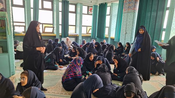 مسابقه بزرگ لیگ دانش آموزی جت مدارس منطقه ۵ تهران