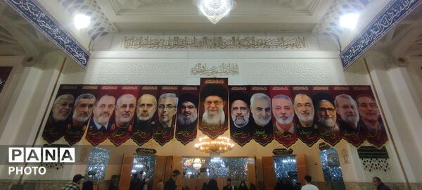 آرام گرفتن پیکر شهید سپهبد عبدالرحیم موسوی در حریم امن فاطمی